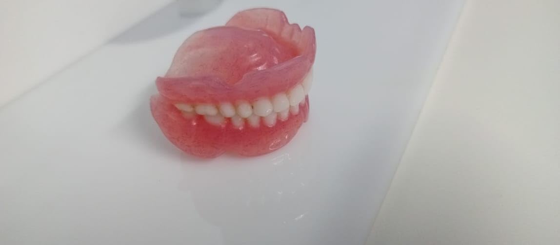 Full Set Upper & Lower Denture Q552